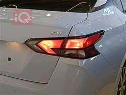 نيسان فيرسا